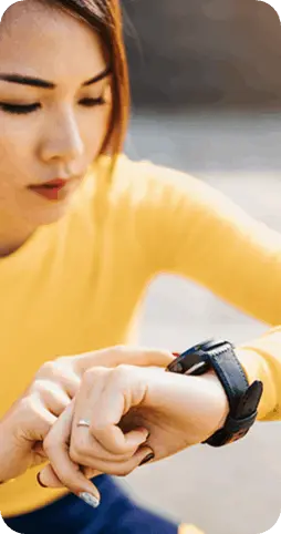 using Fitnus smartwatch for seniors